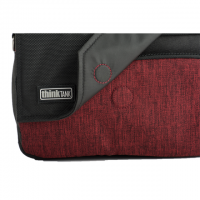 Think Tank Mirrorless Mover 10 - Deep Red